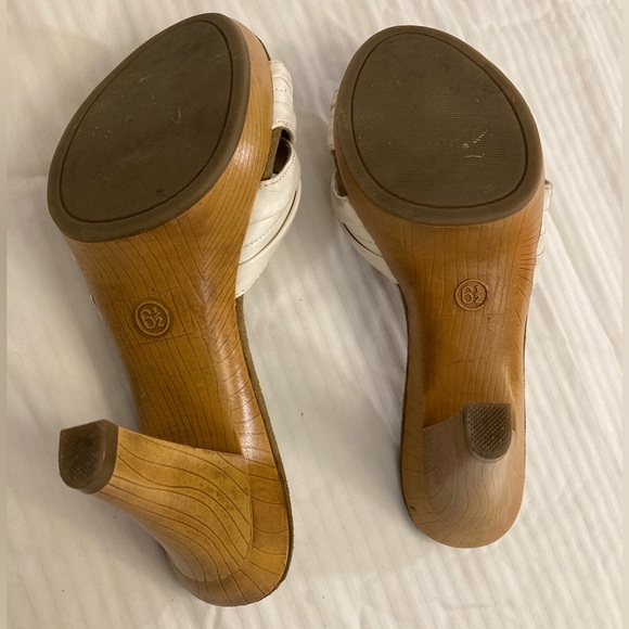 Xhilaration White And Brown Heels Size 6.5 - Picture 3 of 10